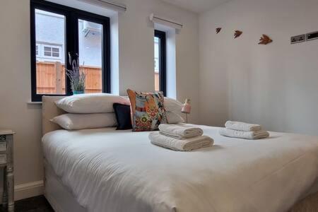 Beautiful Apartment Overlooking A Garden Londýn Exteriér fotografie